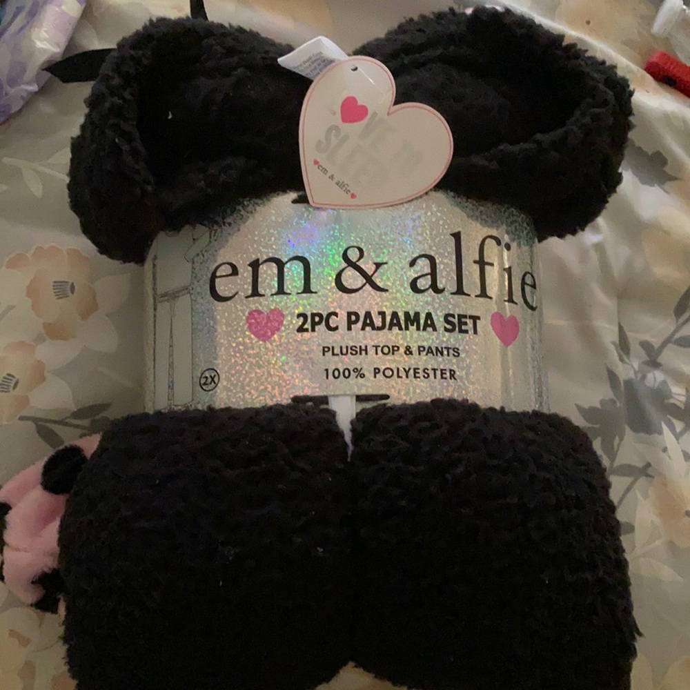 2pc fleece pj’s